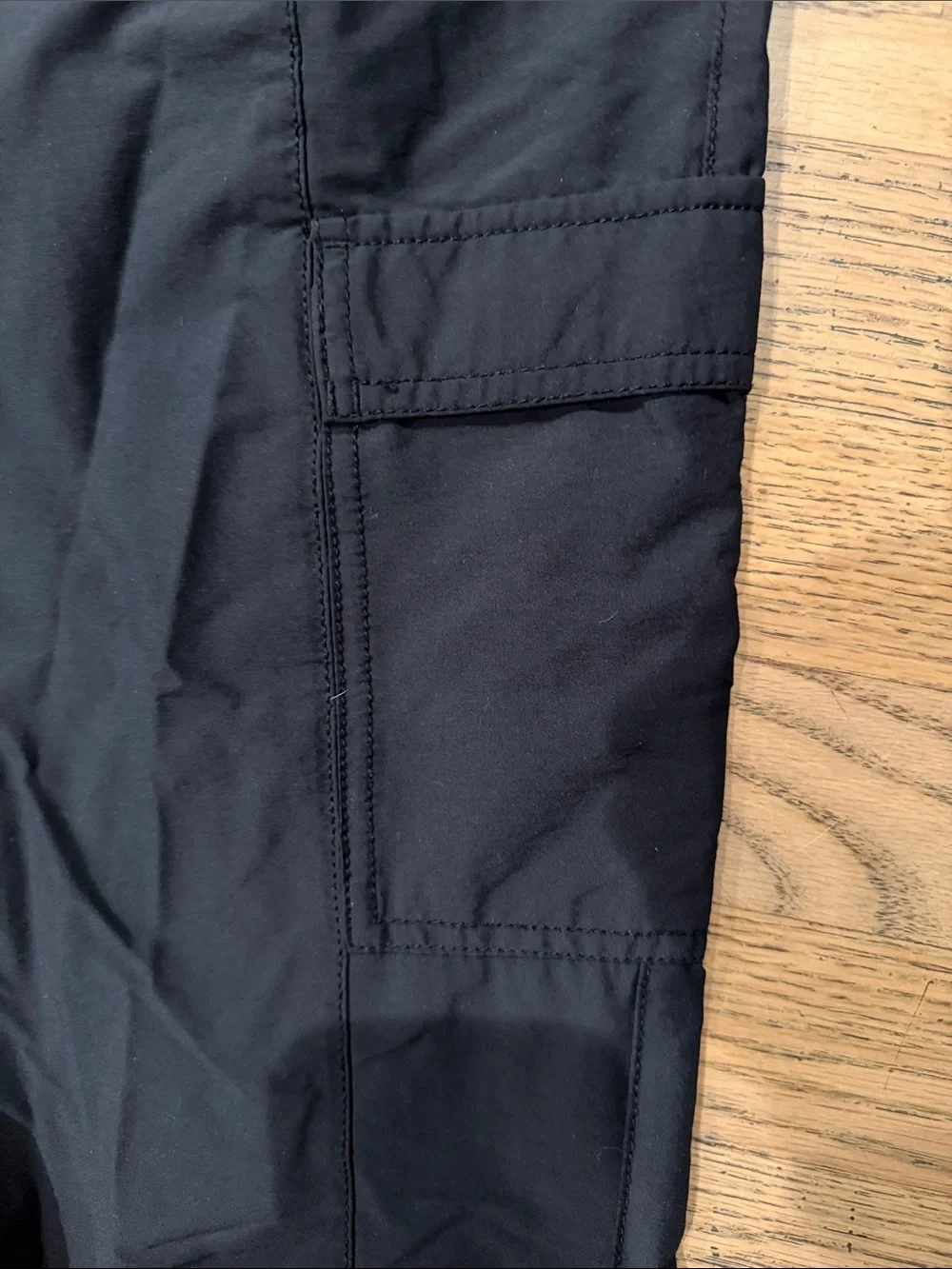 The North Face Black Tech Sheltay Cargo Joggers - Women’s Sz 10 GREAT CONDITION